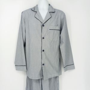 Stafford Medium Thin Navy Pinstripe Long Sleeve Single Pocket Pants Pajama Set